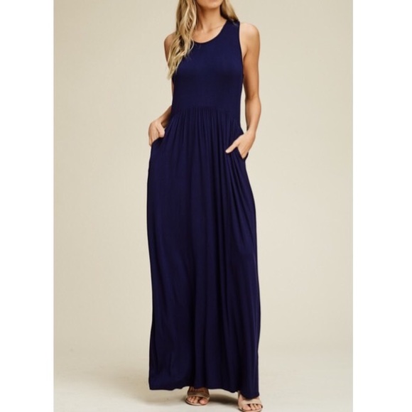 ✨ RESTOCKED ✨NAVY TANK MAXI DRESS - Picture 5 of 7